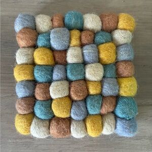 Multicolor Wool Felt Ball Trivet